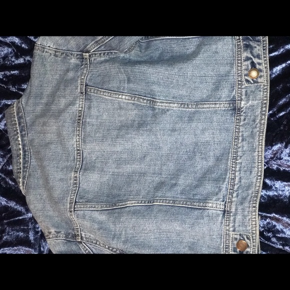 Jean Jacket - Picture 5 of 6